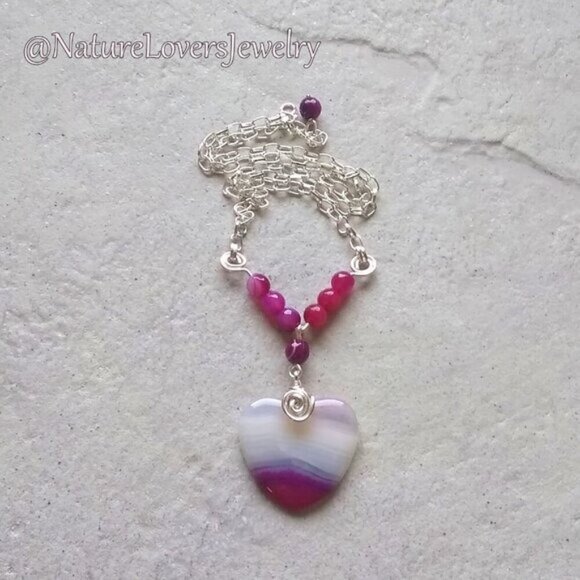 Sweetheart Alert! Rose Pink & White Agate Heart Necklace - Lovely Gift 4 Her! - Picture 1 of 8